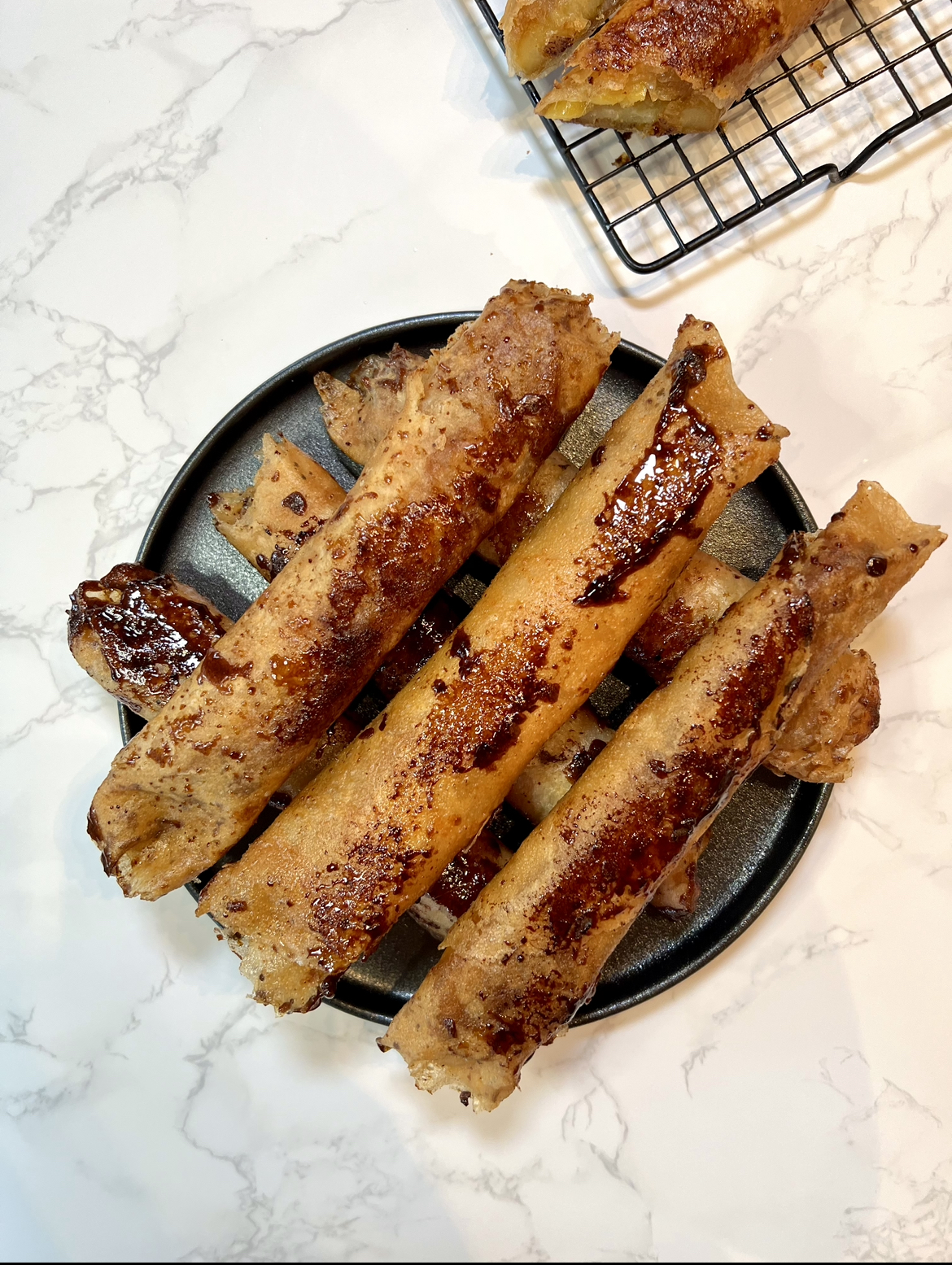 Turon (Crispy Filipino Banana Springrolls)