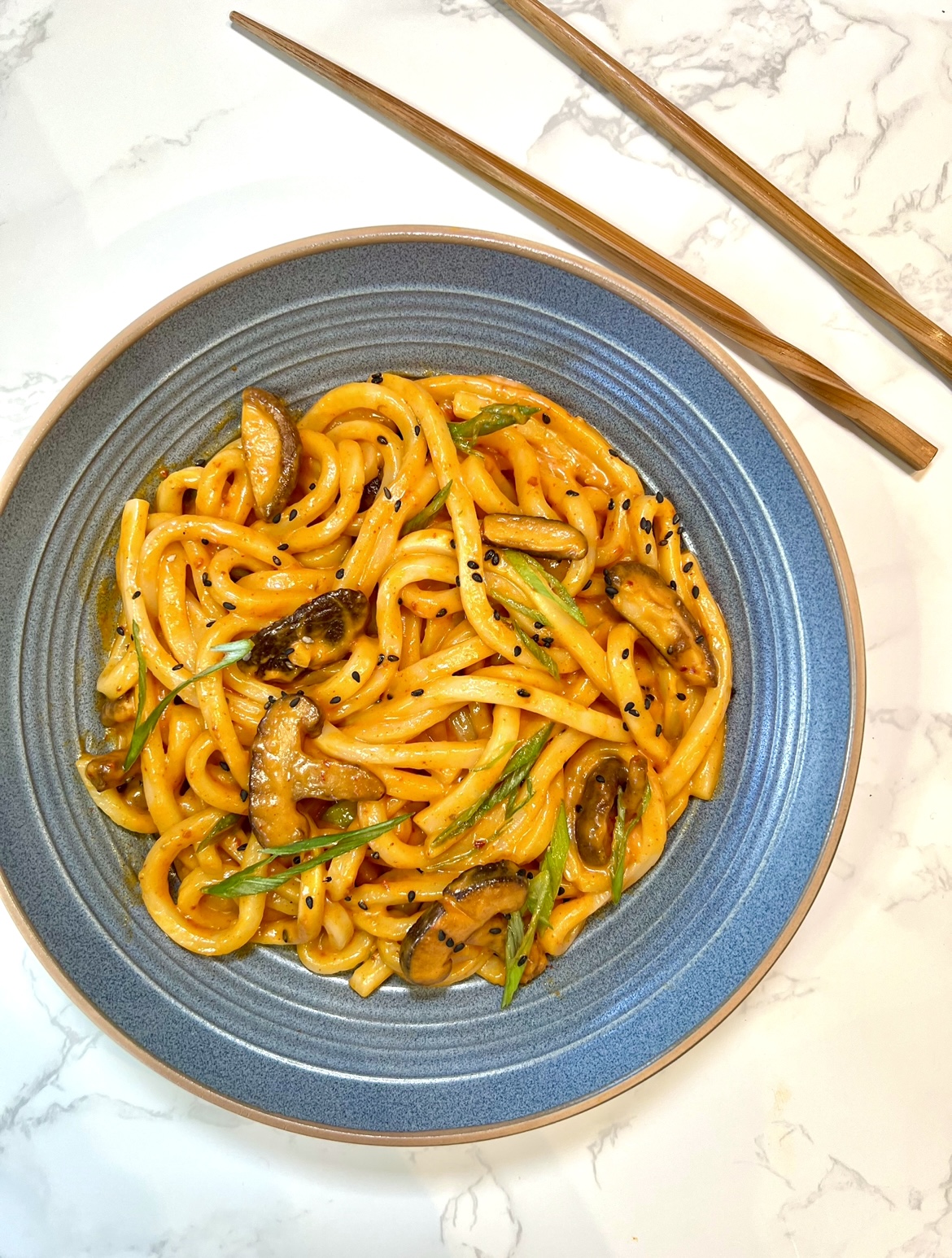 Creamy Gochujang Mushroom Udon