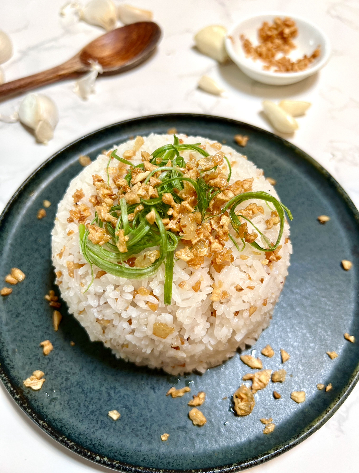 Sinangag (Filipino Garlic Fried Rice)