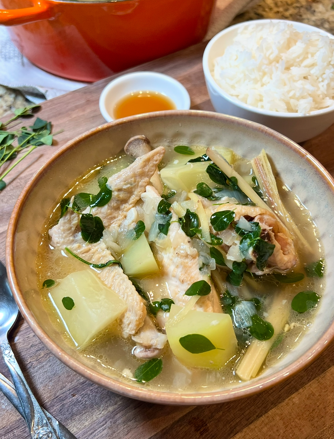 Chicken Tinola (Tinolang Manok)
